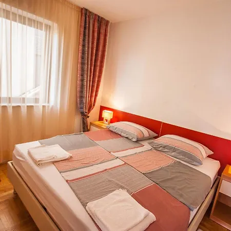 Rosanda Apartment *