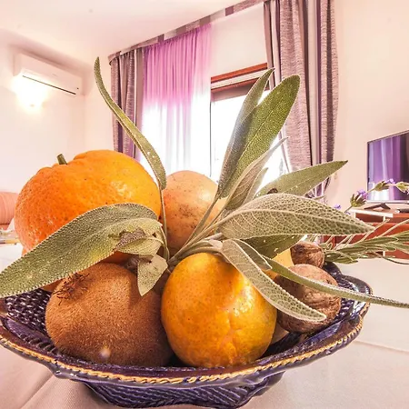 Rosanda Apartman *