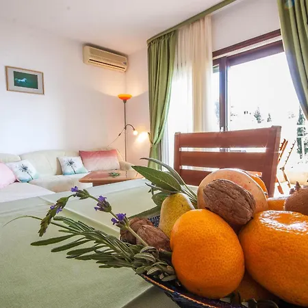 Apartment Rosanda