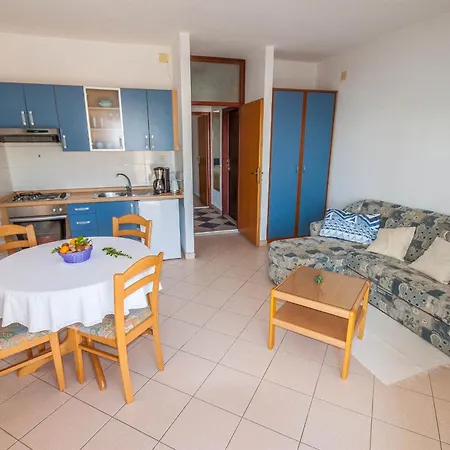 Apartment Rosanda Pakostane