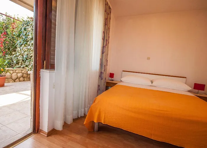 Rosanda 파코스탄