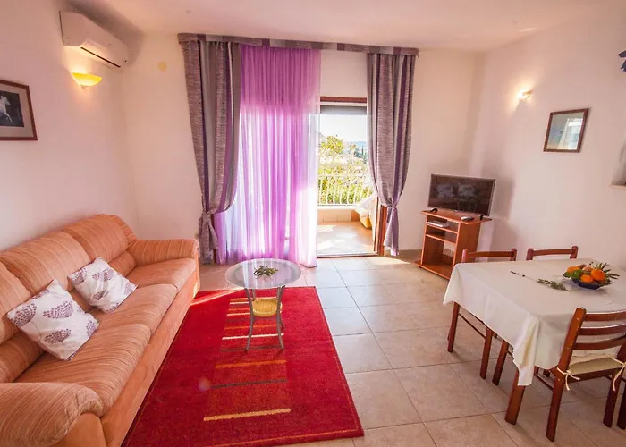 아파트 Rosanda 파코스탄