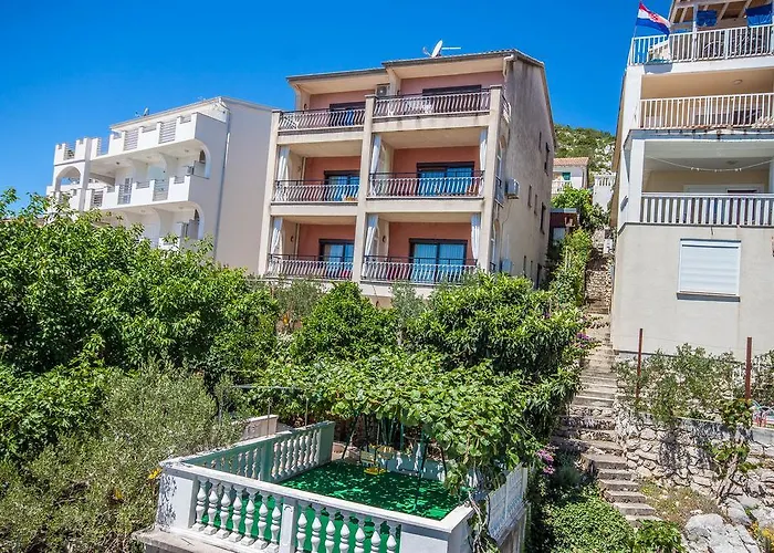 Rosanda 파코스탄