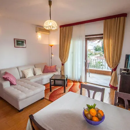 Rosanda Apartment *